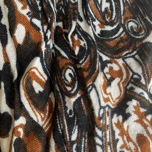 Cejon scarf extra long.